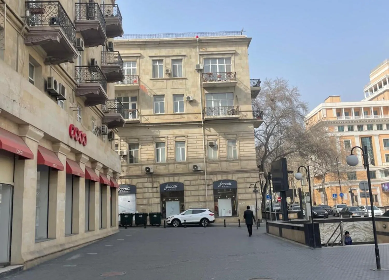 A Luxury Flat In The Heart Of The City Baku Apartment